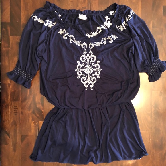 Ariat Dresses & Skirts - Ariat Embroidered Women’s Dress